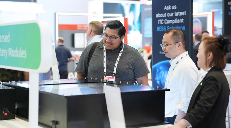 RE 2025｜97522国际游戏发布构网型 浸没式液冷解决方案，为客户打造优质储能资产