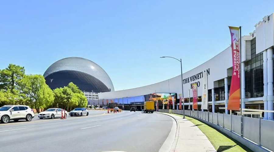 RE 2025｜97522国际游戏发布构网型 浸没式液冷解决方案，为客户打造优质储能资产