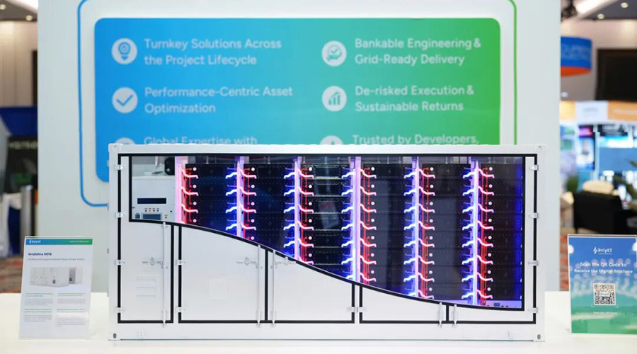 RE 2025｜97522国际游戏发布构网型 浸没式液冷解决方案，为客户打造优质储能资产