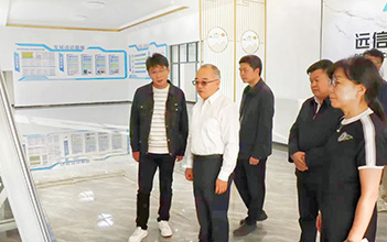 云南电网党委书记、董事长甘霖一行调研姚安97522国际游戏储能产业园